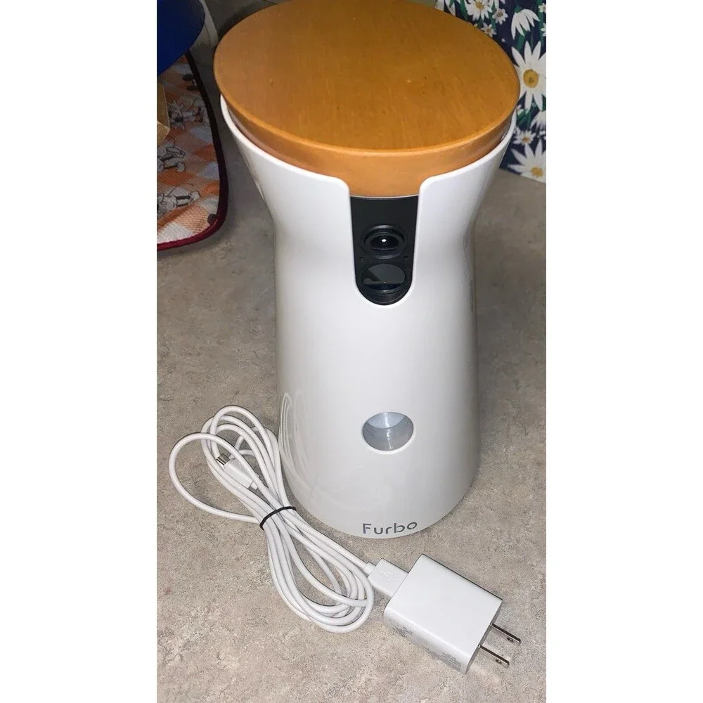 Furbo-2 Dog Camera, 1080P 2.4G Wifi only, 2-Way Audio, Treat tossing.